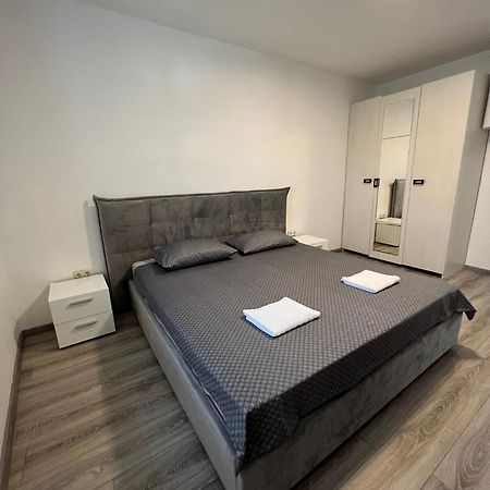 Apartamento Centrum Makarska Exterior foto